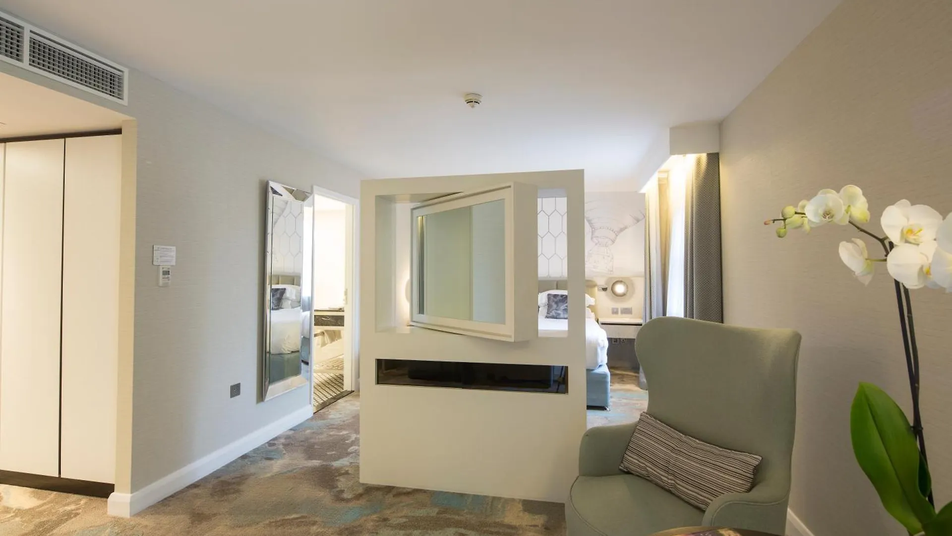 Hotel Doubletree By Hilton Chester