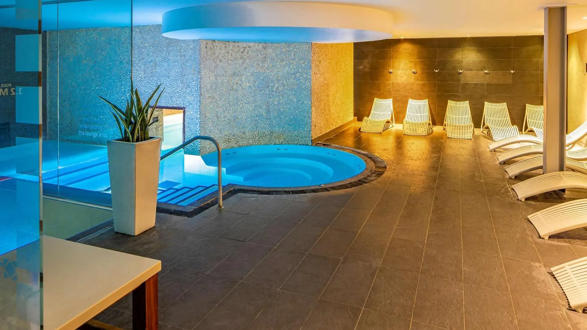 Doubletree By Hilton Chester Hotel